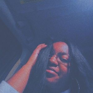 Meet your Posher, Christiana